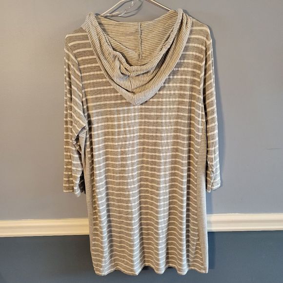 Beach Break gray and white nautical hooded swim cover up - Picture 3 of 6